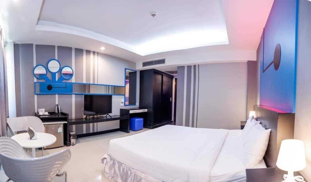Capital O 75514 Vasidtee City Hotel Suphan Buri Luaran gambar