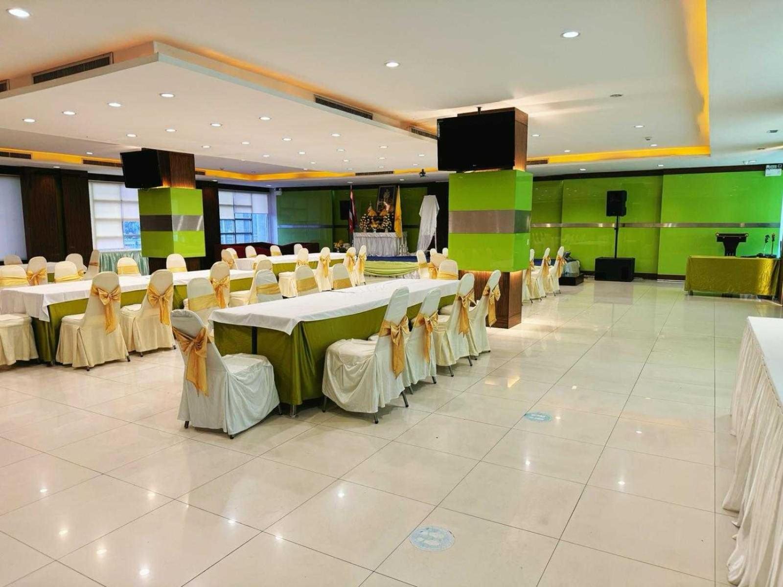 Capital O 75514 Vasidtee City Hotel Suphan Buri Luaran gambar