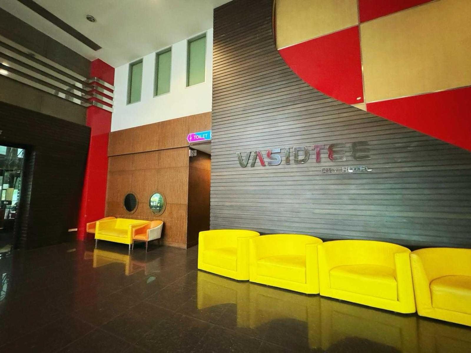 Capital O 75514 Vasidtee City Hotel Suphan Buri Luaran gambar