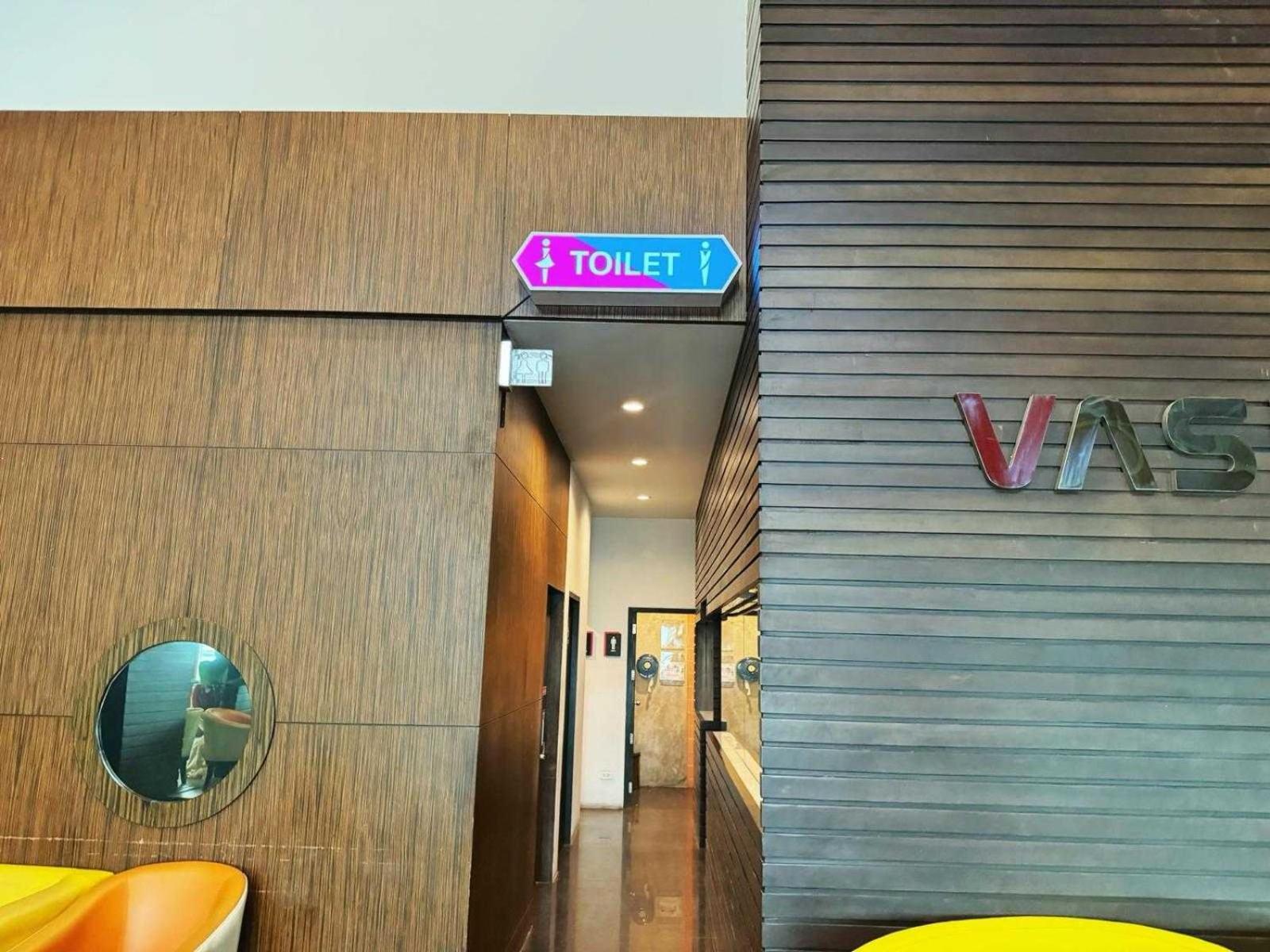 Capital O 75514 Vasidtee City Hotel Suphan Buri Luaran gambar