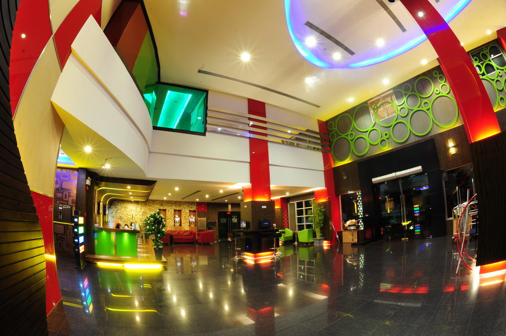 Capital O 75514 Vasidtee City Hotel Suphan Buri Luaran gambar